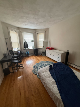 Bedroom - Spacious, Vibrant Bedroom in Prime Fenway Location Apartments
