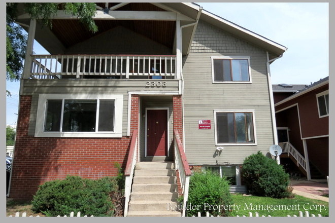 2303 - 2303 Walnut St. (3BR/2BA)