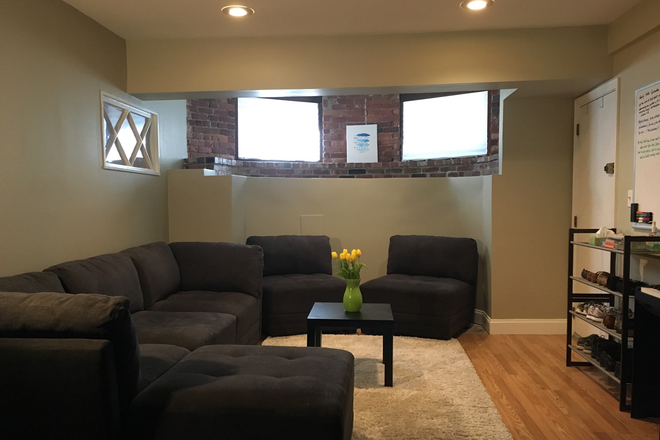 Living Room + Main Entrance Door - $3,395 / 2br - 1042ft2 - Large 2BR • W/D • Beacon St • C-Line • Keyless • No Fee (Brookli Condo
