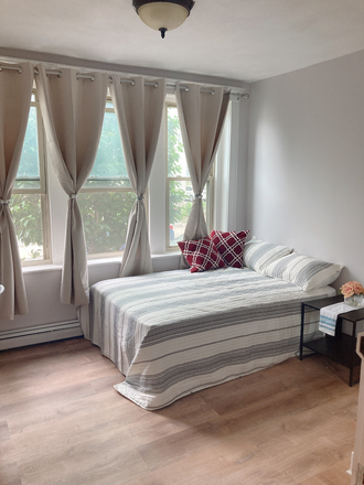 Lots of natural light, beautiful furnished room - Jan 2026 | Furnished Room near BU West - $600 OFF First Month | Female | H&HW INCLUDED|