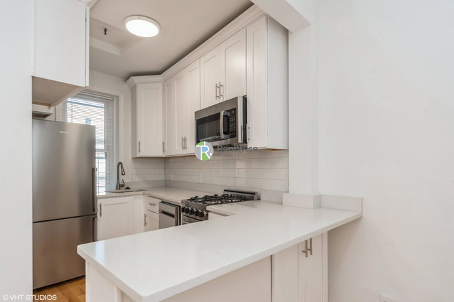 . - SEP26 Fenway Apartment Steps to Berklee& BU & Northeastern | Studio & 2 Bed | H/HW Included | No