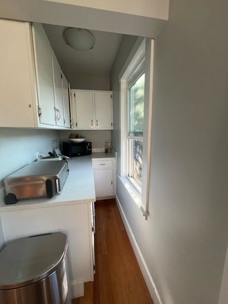 Kitchen - Sunny Subtle close to D Line Townhome