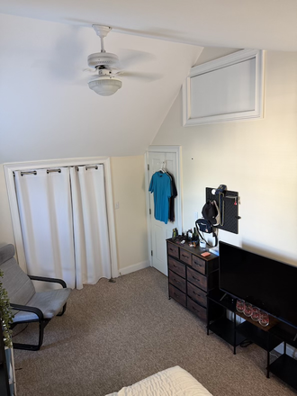 Bedroom view 2 - 1BR (unfurnished) in 3BR, 2Bath in-house apartment