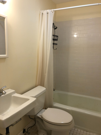 bathroom - 2 bed Beacon Hill Apartment