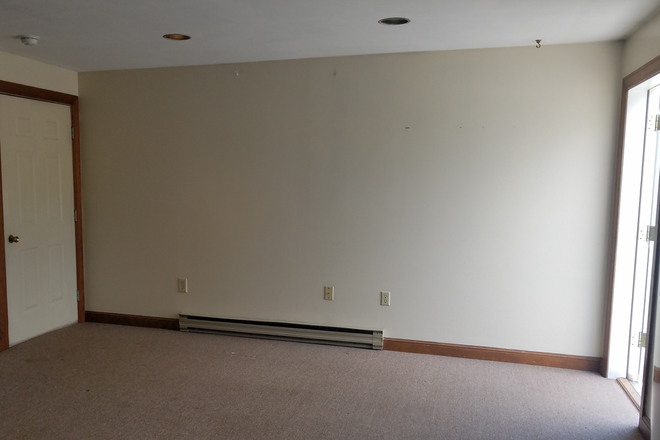 Interior - 11 Main Street - Studio (Belchertown) Apartments