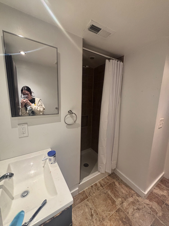 Connected bathroom - 2915 Baseline Rd apartment room for summer sublease.