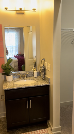 bathroom - The Junction at College Station