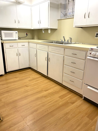 Kitchen - Furnished 1 Bedroom. Heat and Hot Water Included. Walk to Brown. Apartments
