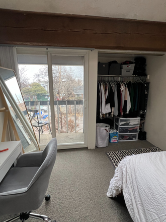 Bedroom - Townhome In Goss Grove (close to campus, Pearl St, and 29th st mall)
