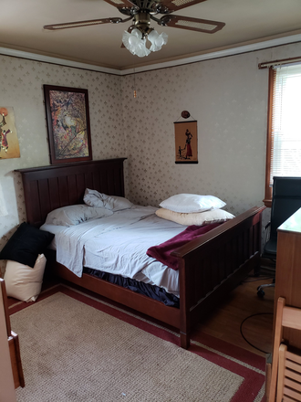 Master BedRoom - College Park Private Home Share Space by owner, one bedroom of three upstairs. One bedrom bathroom.