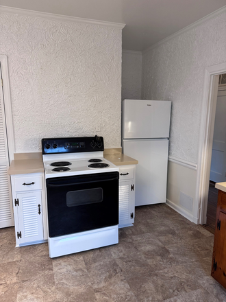 Kitchen - 204 Shamrock Road