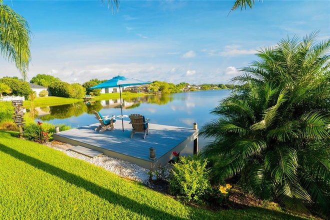 Lakeside View of Backyard - Quiet Lakefront Home