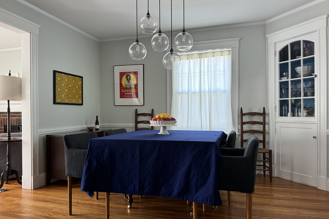 dining room - Short-term 2027 winter rental House