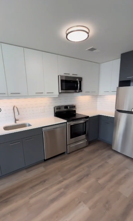 Common Kitchen - Spring 2026 Sublease Available - TEMPO Apartment (Rent Competitive - 1454 sq ft )