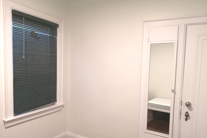 Bedroom Pic 2 - Furnished Main Floor Room, Newly Renovated, Female Prefer, 1min Walk to Bus, 30min Transit to Downto House