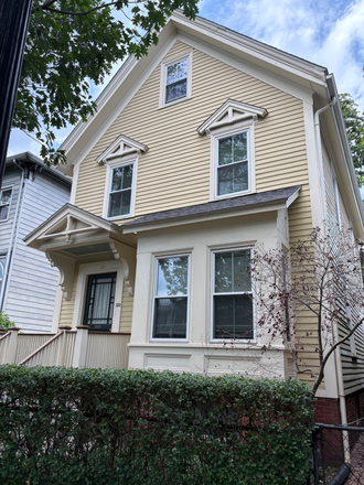 Street View - Riverside area 3Bd 2Ba 2Fl apartment walkable to HBS and or Harvard Square