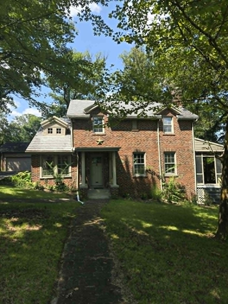 exterior - Summer sublet near campus