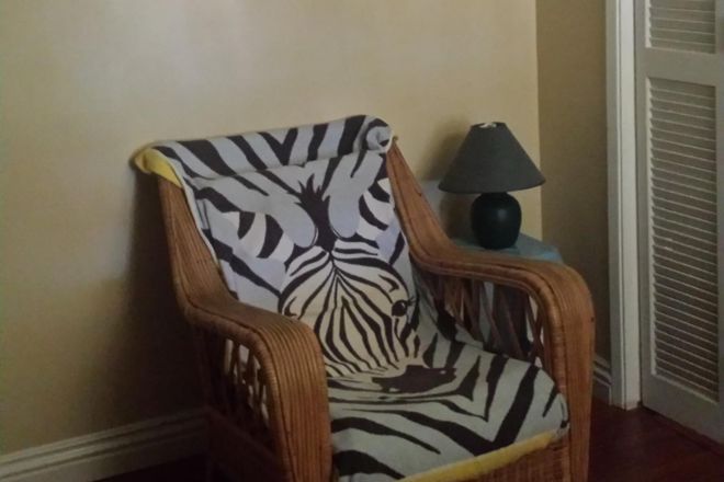 Room - Rm in Home in College Park | Close to Campus | 5 min walk to bus stop | Safe Area