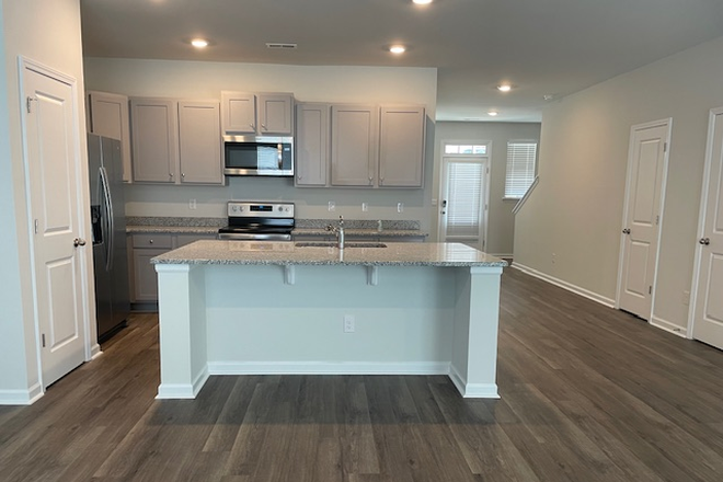 Kitchen - LEWIS CREEK Townhome