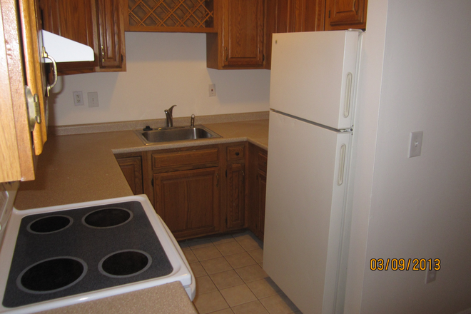 Call NOW for showings! 617-236-8550 - HEMENWAY ST - 1BR CONDO SPLIT FOR 2 PPL AVAIL *9/1/2025* IN SYMPHONY W/ IN UNIT LNDRY, CNTRL A/C