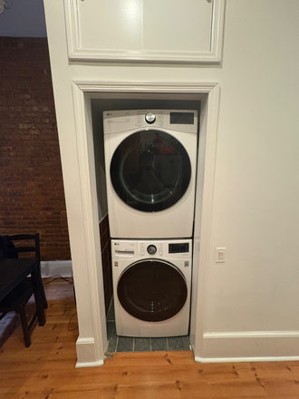 Washer / Dryer in Unit - Astor Pl, 7 min walk to Washington Square!