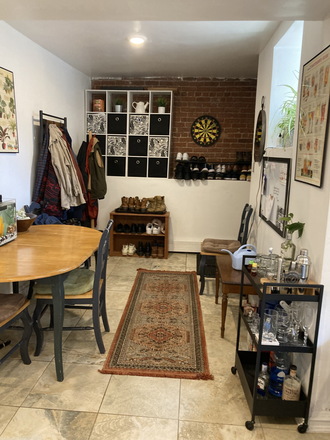 Call call or text Arezou at 617-584-7817 - Beautiful garden level condo in Brighton, short walk to BC.!!! W/D in unit!!!!H&HW