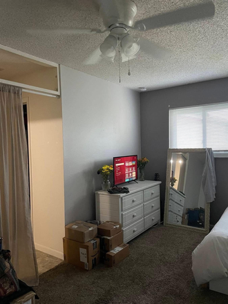 Master bedroom - Whisper Woods Townhome