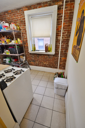 Kitchen - Modern 2 Bed 1 Bath on Peterborough St! Avail  9/1/25 H&HW INCL! Apartments
