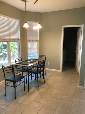 Breakfast Area - Spacious, 3 bed, 2 1/2 bath, 2 story home for rent with house cleaning included