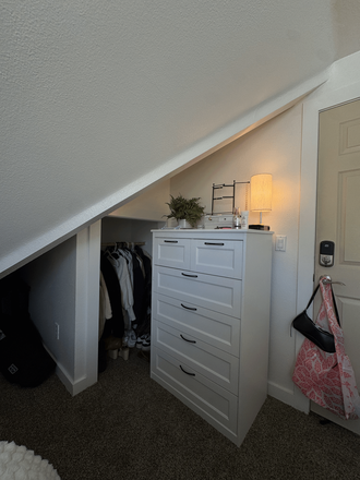 closet/dresser - (Aspen House) Apartment Unit on the hill!