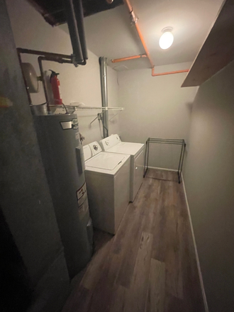 Laundry Room (Basement) - 3 Story Condo close to campus