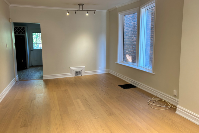 Mainfloor - 1+1 unit, main floor & basement in the heart of annex! Duplex