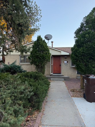 Outside - House 5 minutes to Folsom