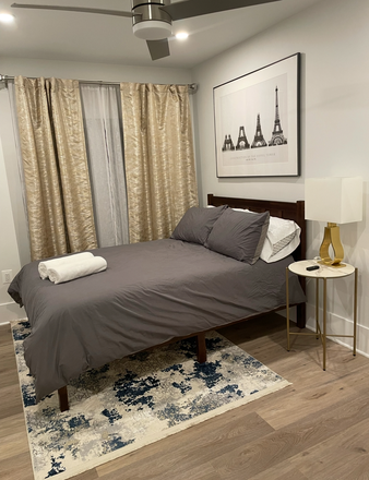 Bedroom #1 - Full Size Bed - Fully Renovated 2bed/1ba Basement Unit Townhome