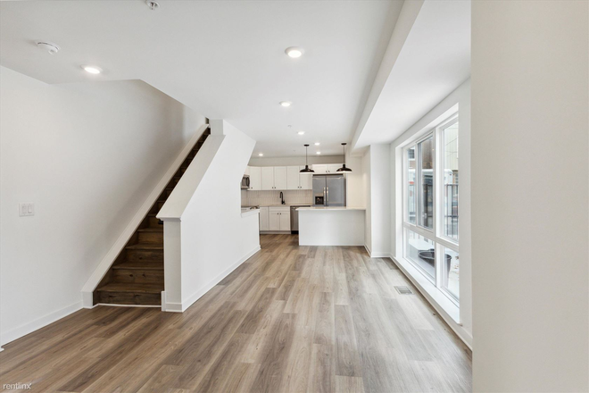 a0j1i00000boqcyqa3-003.jpg - 1514 Master St Apartments