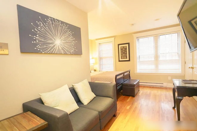 - - Sorry No Undergrads :( Close to Campus! Updated studio on private cobblestone Apartments