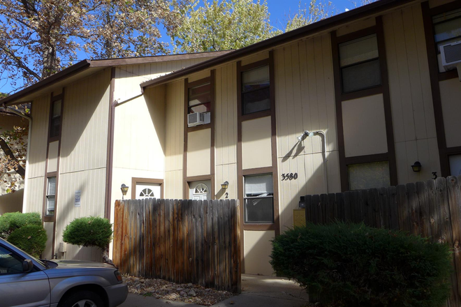 1 - AVAILABLE 6/5: 3580 Arthur Ct. #1