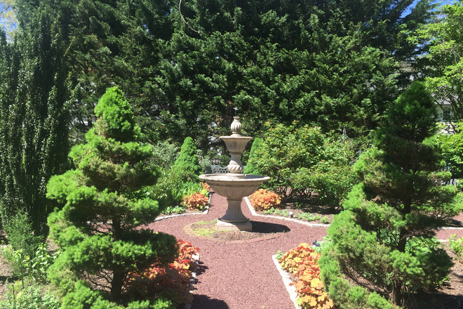 English Garden - Christmas Break 2025:Furnished room in home for PU affiliate only-Library Pl-Princeton