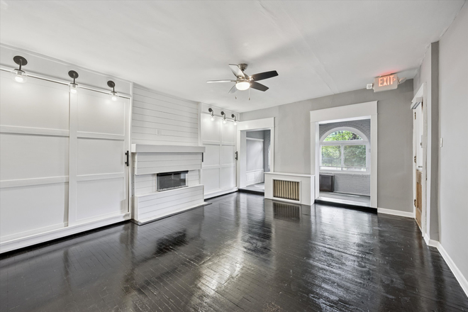 Living Room - The Wissahickon East Falls/ Germantown