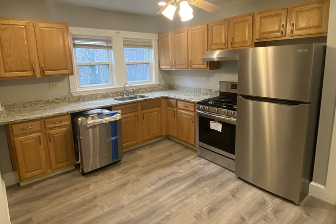 LIVING - SPACIOUS 2 BED AVAIL. 9/1/25!