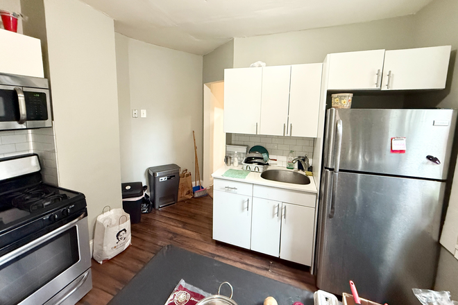 Kitchen - Well Lit 2 Bedroom Apartment