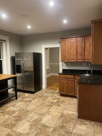 Call NOW for showings! 617-236-8600 - HANOVER ST - LUXE RENOVATED 4BR NEAR WATERFRONT *AVAIL NOW* W/ LNDRY IN BLDNG, RNTL PRKNG, DW Apartments