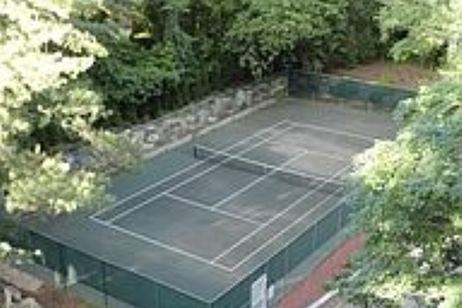 Tennis Court - Renovated 2BD/2BA condo (1,215 sq ft) with UTILITIES INCLUDED