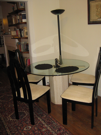  - Sunny room apartment  in Harvard  Sq .