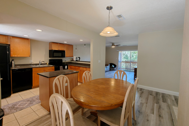 Dining - 1810 Northwest 23rd Boulevard, #165