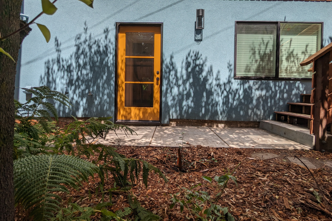 Front door - 2br/1ba: Spacious 1165 sq ft New Build in Charming Kensington
