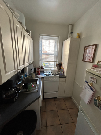 Kitchen - Large Studio Available 1/1/26! *CONTACT NOAH 603-470-8181 Apartments