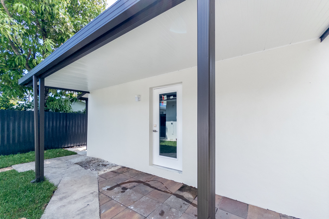 Front Entrance - Sleek Studio Living Minutes from UM & Miracle Mile Apartments