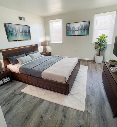 Bedroom 1 - 3 Bedroom bi-level apartment