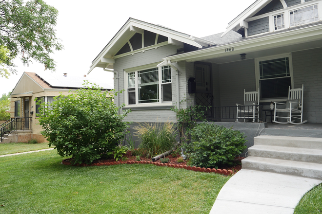 Front yard - Duplex with private yard and garage in great neighborhood Rental